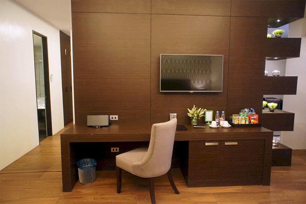 Lenox Hotel Dagupan City Exterior foto