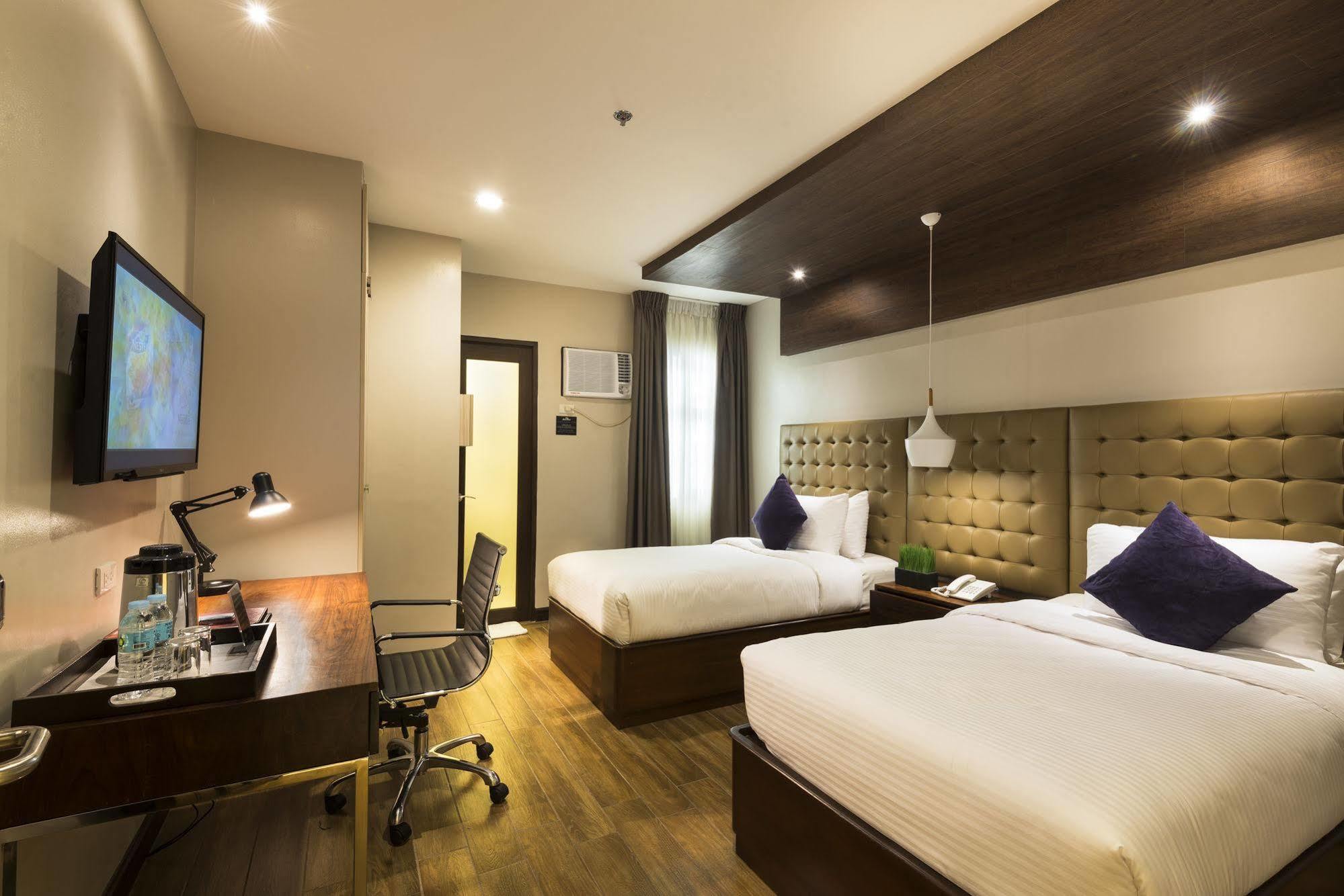 Lenox Hotel Dagupan City Exterior foto